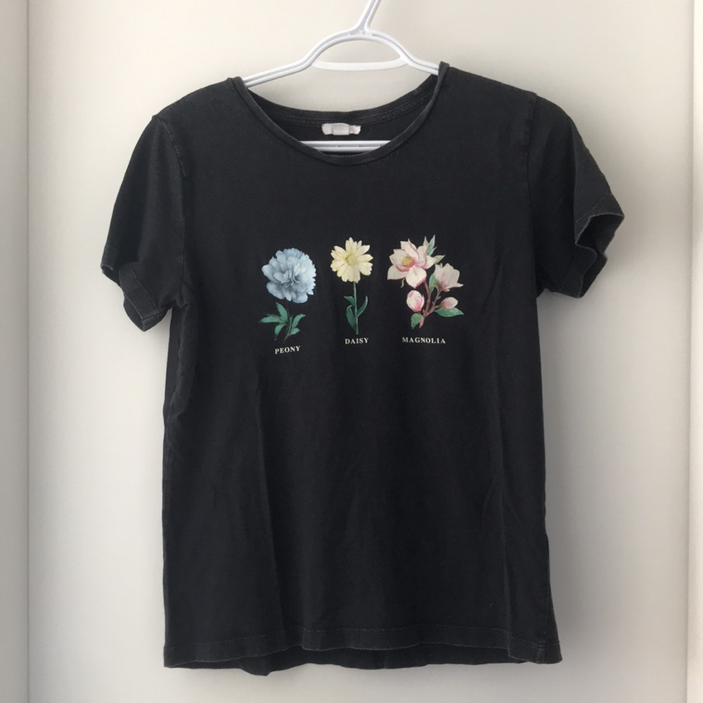 3 for $10 Flower Graphic T Shirt - Picture 4 of 5